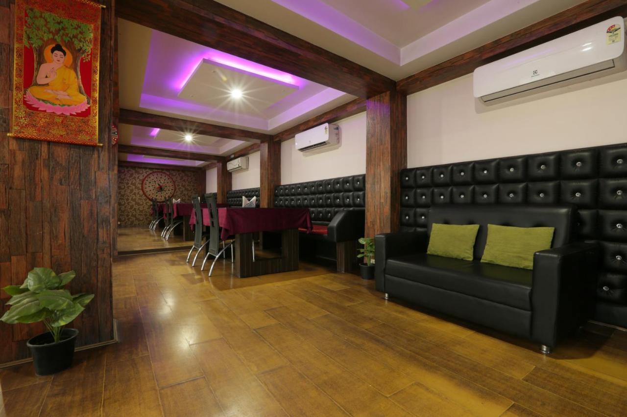 Hotel Dream City Guwahati Esterno foto