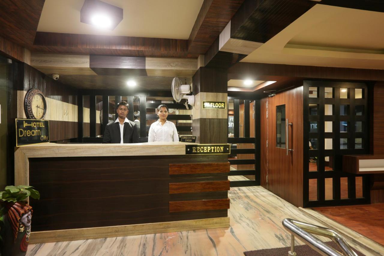 Hotel Dream City Guwahati Esterno foto