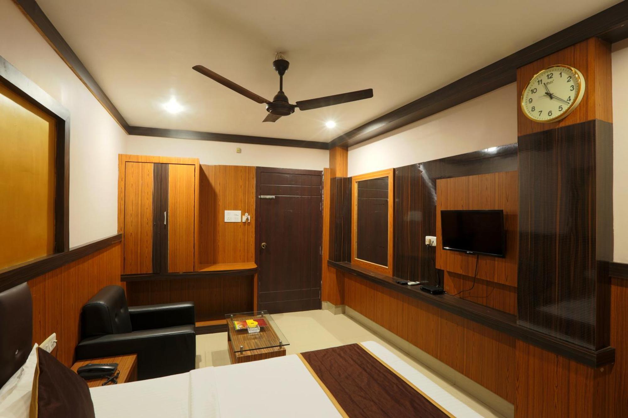 Hotel Dream City Guwahati Esterno foto