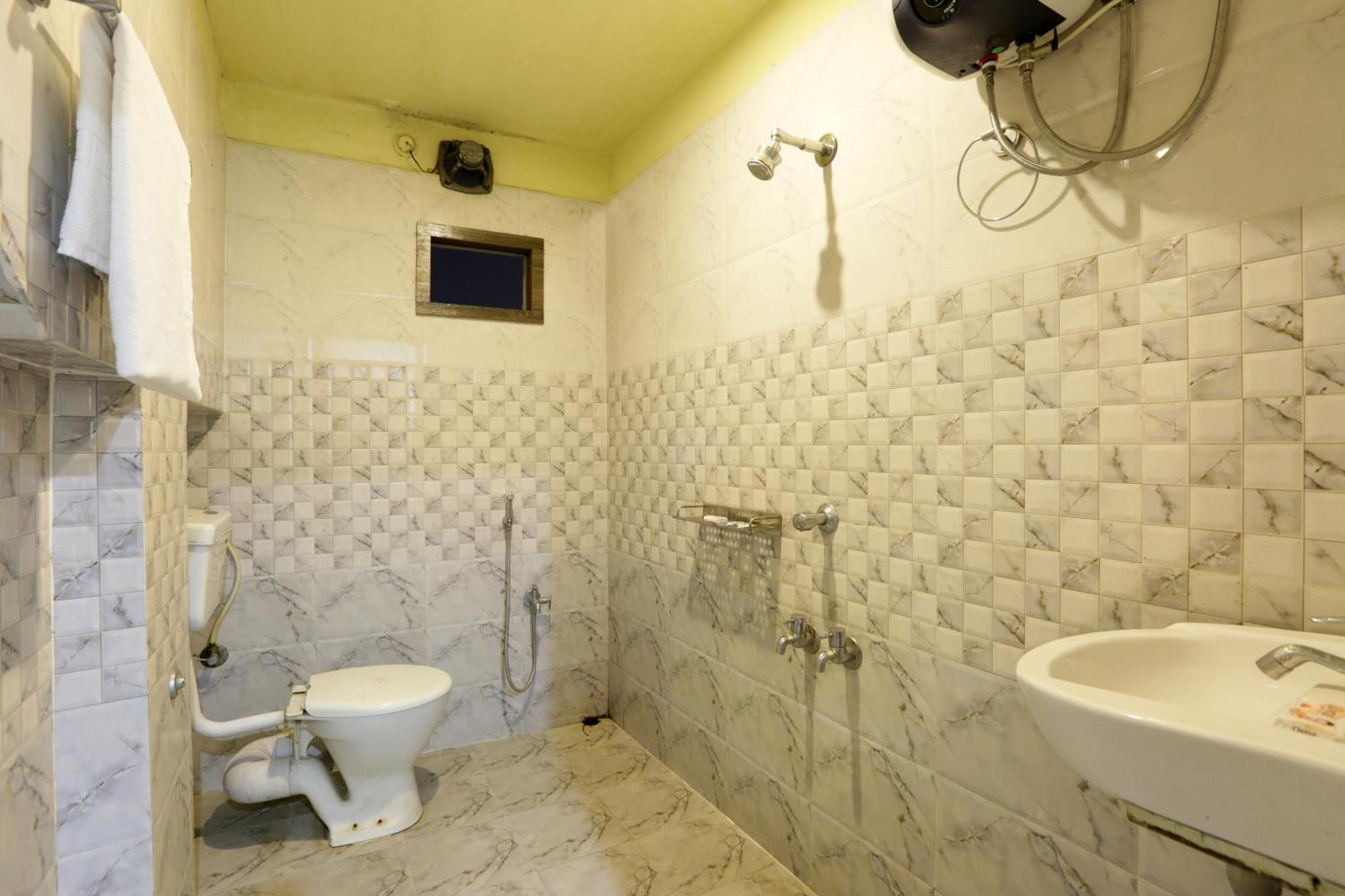 Hotel Dream City Guwahati Esterno foto