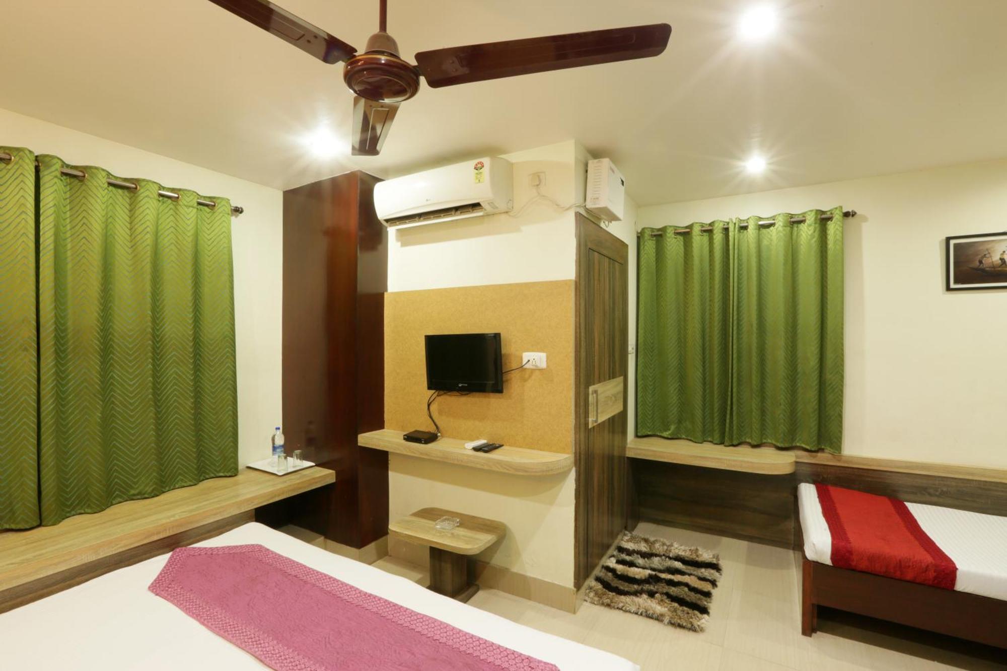 Hotel Dream City Guwahati Esterno foto