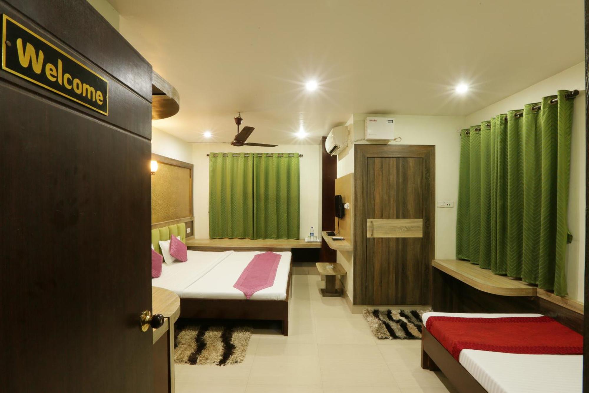 Hotel Dream City Guwahati Esterno foto